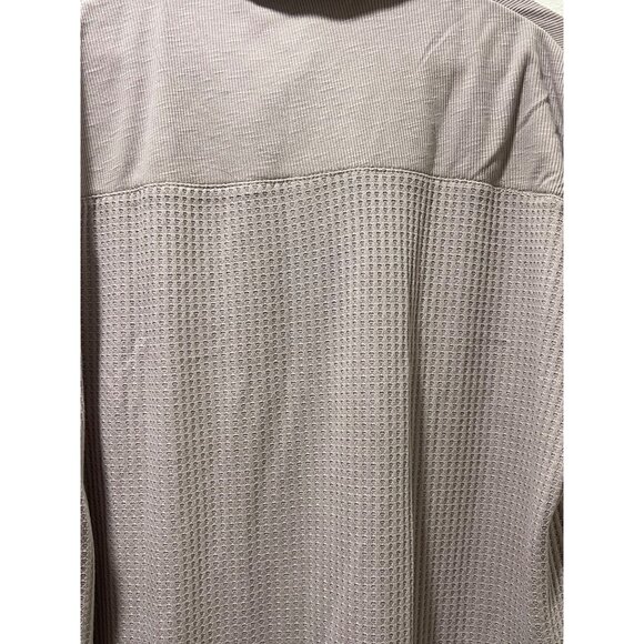 Briggs NWT Women's Relaxed Fit Button Long Sleeve Waffle Shirt Tan - Picture 13 of 13